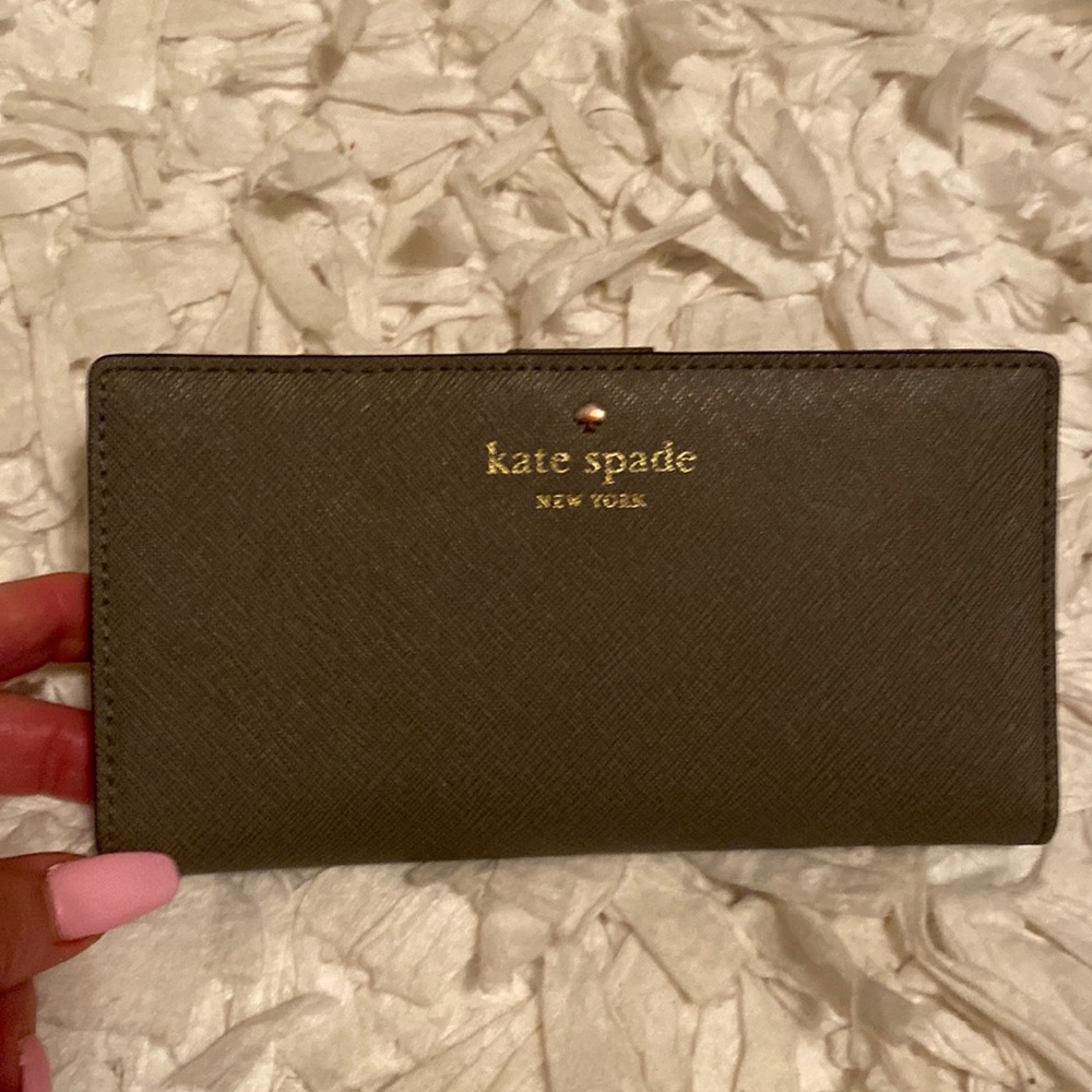 Kate Spade, grey wallet